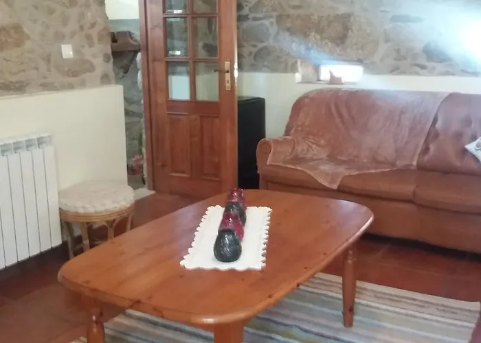 Casa Serra Do Lagar Farm stay Ribeiradio