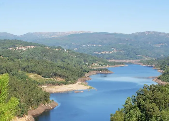 Casa Serra Do Lagar Κατάλυμα σε φάρμα Ribeiradio